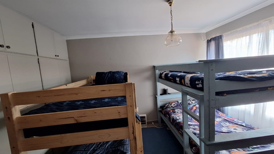 2 Bedroom Property for Sale in Langenhovenpark Free State